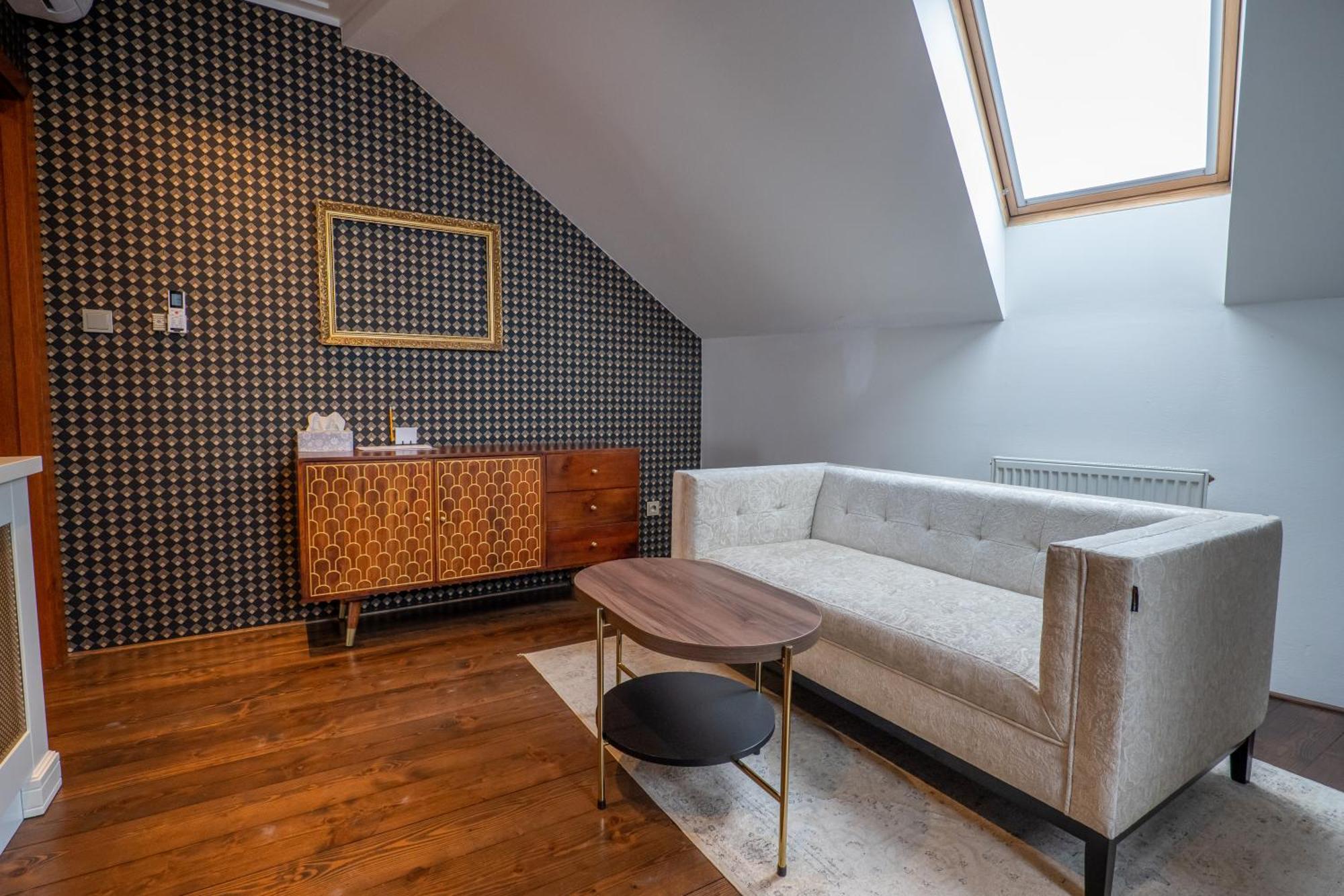Hotel Zlata Hvezda Литомишль Экстерьер фото